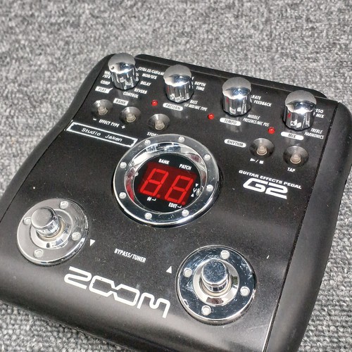 Zoom multi effect pedal - zoom,