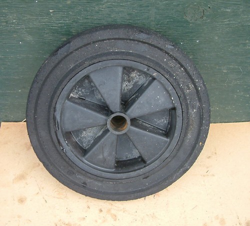 Rubber wheel stop bung - wheel, for