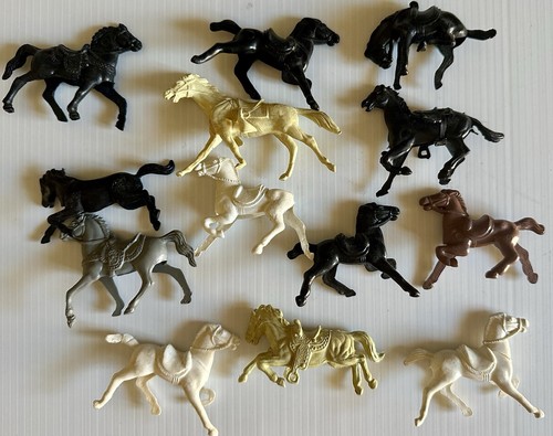 Lot vintage plastic - lot,