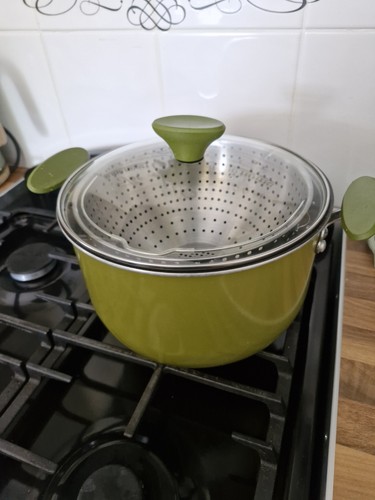 Spaghetti sauspan pasta drying - sauspan,