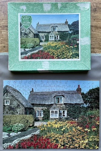 Vintage thatched cottage at - cottage,