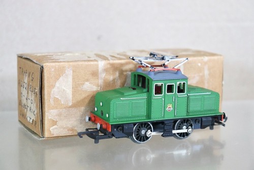 Triang r252 r254 - r252, painted