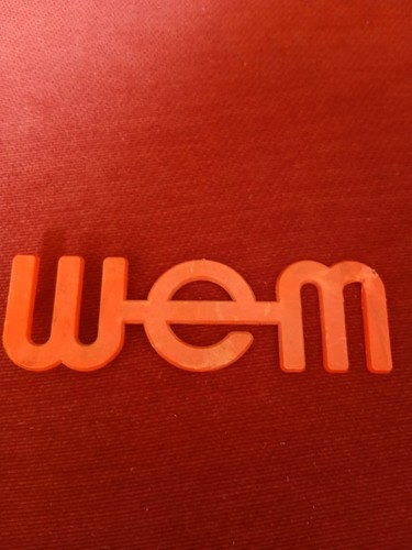Wem logo badge dominator - logo,