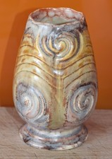Sylvac Pottery Vase no 675  13.5 cms