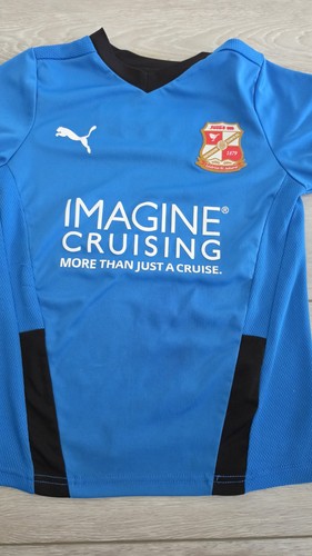 Swindon town 2020 away - swindon,