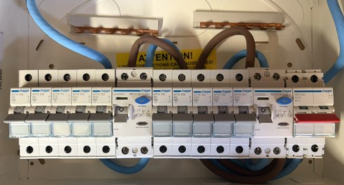 Hager split load fuse - load, board