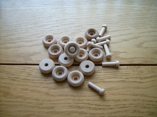 10x wooden toy - 10x, wheels