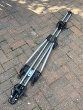 Thule FreeRide 532 Roof-Mounted Aluminium Bike Rack in Silver and Black