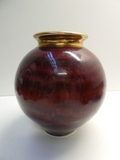 VINTAGE AUSTRALIAN BRYCE CHESNEY BRIGHT OX BLOOD GILT GLAZE POTTERY VASE