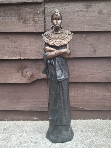 Tall leonardo masai - leonardo,