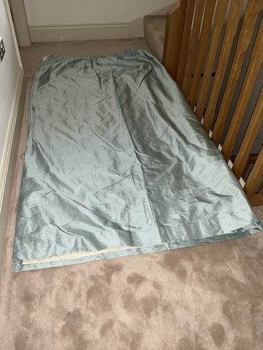 Laura ashley pure silk - laura,