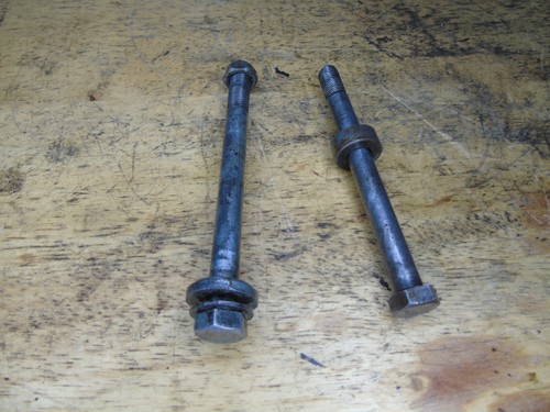 Triumph 500 tr5t engine - 500, bolts