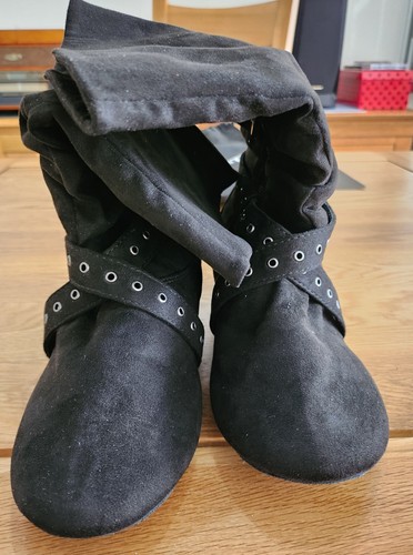 Bossy boots line country - boots', /