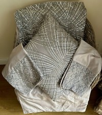 STUNNING KYLIE MINOGUE ESTA SILVER KING SIZE DUVET SET PLUS CUSHION