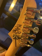 WASHBURN MERCURY MG340 Used