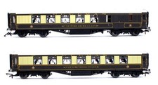 HORNBY 'OO' GAUGE PAIR OF PULLMAN UMBER/CREAM CAR NO 36/162 3RD CLASS COACHES