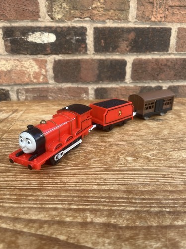 Thomas the tank engine - thomas,