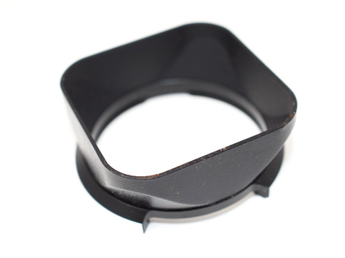 Bayonet metal lens - lens, for