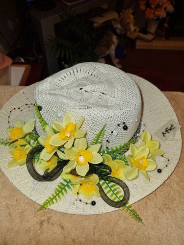 Ladies hat for - wedding, mother