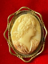 Art Deco Cameo Brooch 1920's