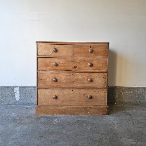 Antique english pine chest - pine, of