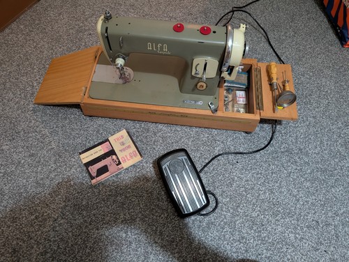 Alfa royale sewing machine - sewing,