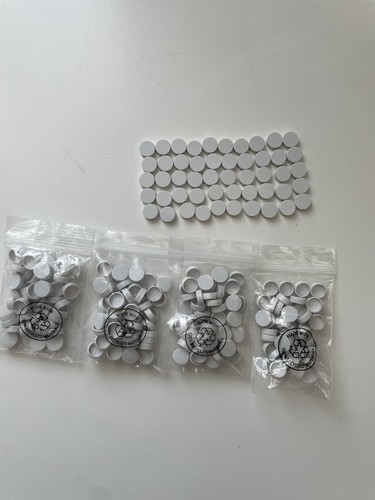 White socket screw - white,