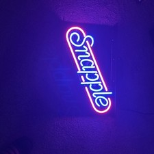 Snapple - Lighted Neon Sign  collectible 23x13 inches! Works 