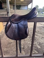 Monoflap Jump Saddle Med 17”