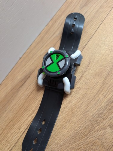 Ben omnitrix watch bandai - 10,