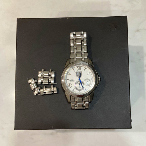 Men chronograph wristwatch - men's,