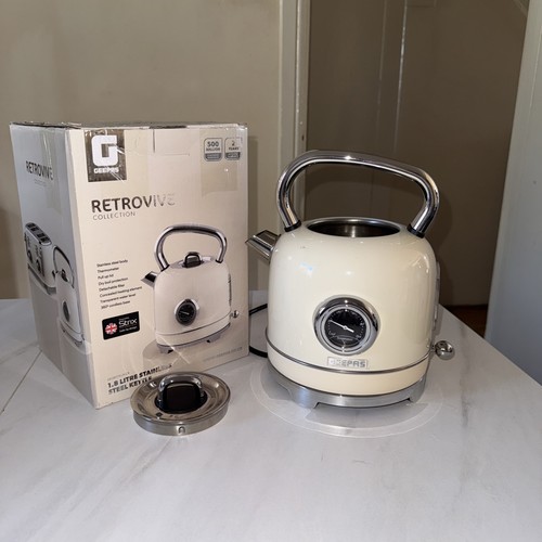 Geepas retrovive 3000w - 1.8l,