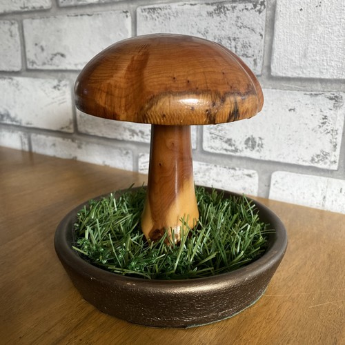 Vintage hand carved - 🔥,