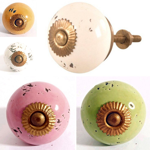 Pretty ceramic door - pretty, knobs