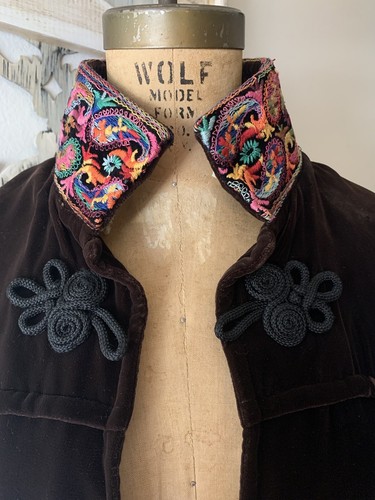 Vintage velvet cape ornate - velvet,