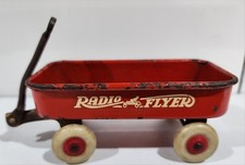VINTAGE 4" Metal Radio Flyer Wagon