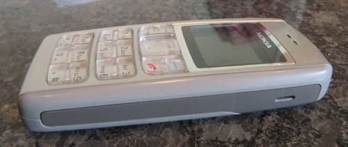 Vintage nokia 1600 - 1600, silver