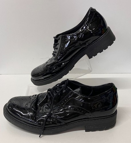 Clarks black patent - black, brogue