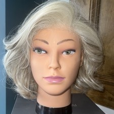 Raquel Welch Crowd Pleaser