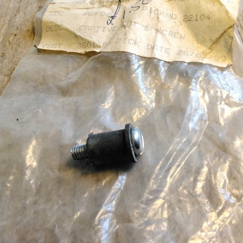 Mgb mgc bonnet captive nut - mgb,