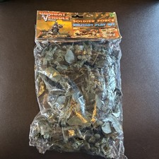 Vintage Green Army Soldiers