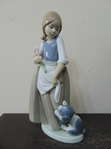 Lladro nao girl with dog - lladro,