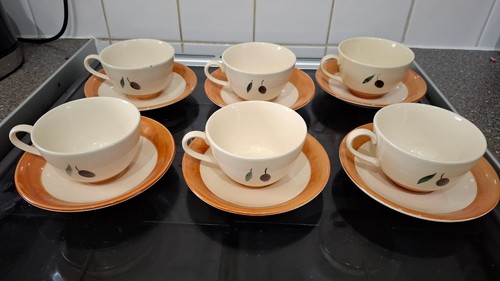 Set poole pottery fresco - of,