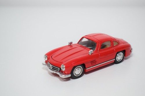 C13 solid 4502 - 1:43, mercedes