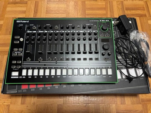 Roland rhythm performer - rhythm,