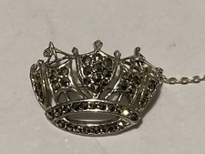 Vintage 1950s (?)Marcasite Crown Brooch & Safety Chain. White Metal. Stamped DHP