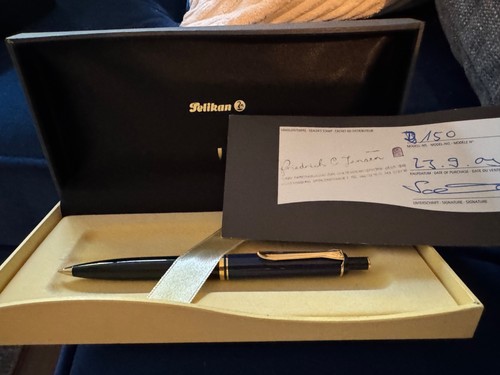 Old style pelikan - old,