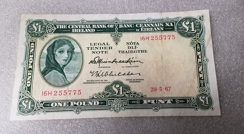 Ireland 1967 pound lady - £1,