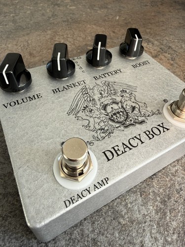 Deacy amp and - deacy, booster