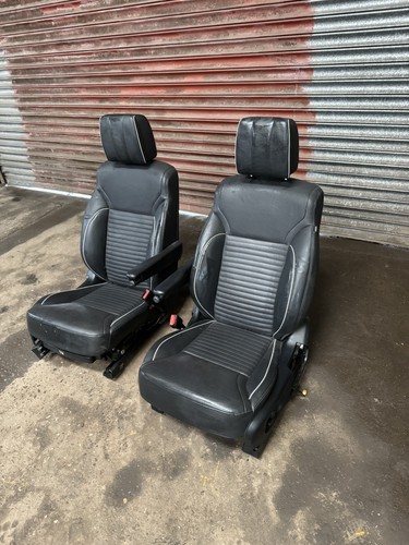 Land rover discovery pair - discovery, 5